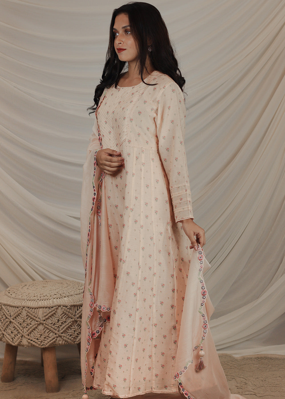 AAFREEN light pink