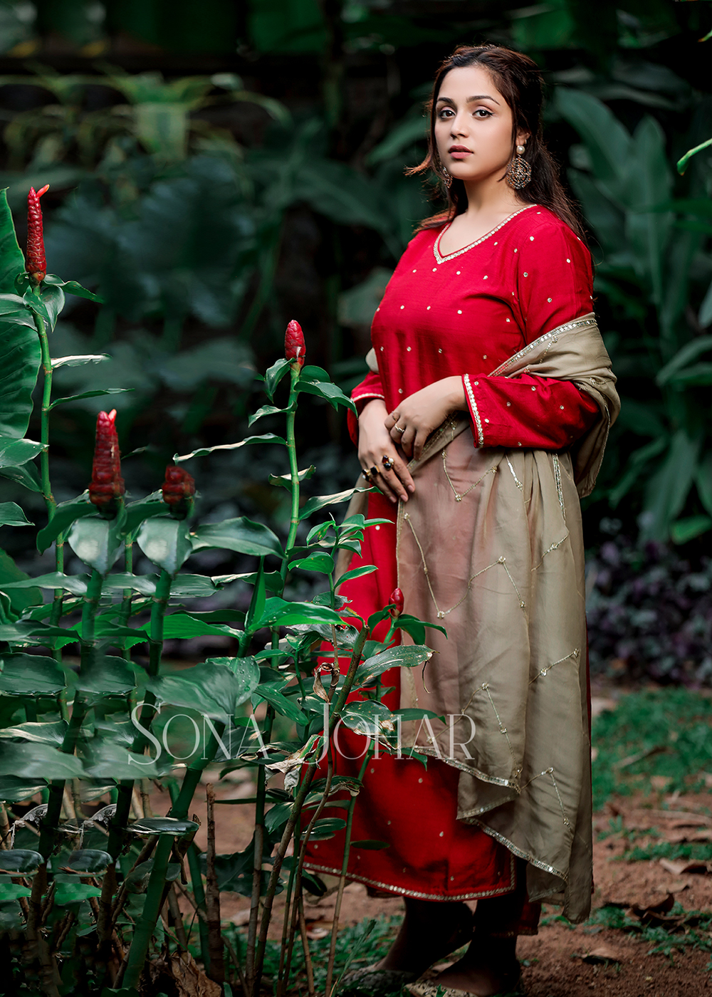 Red and Ivory straight cut  suit set