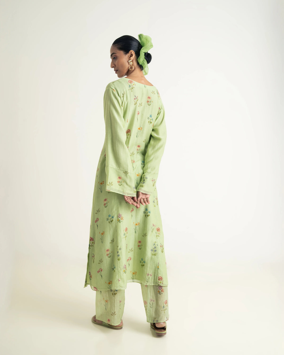 Green suit set