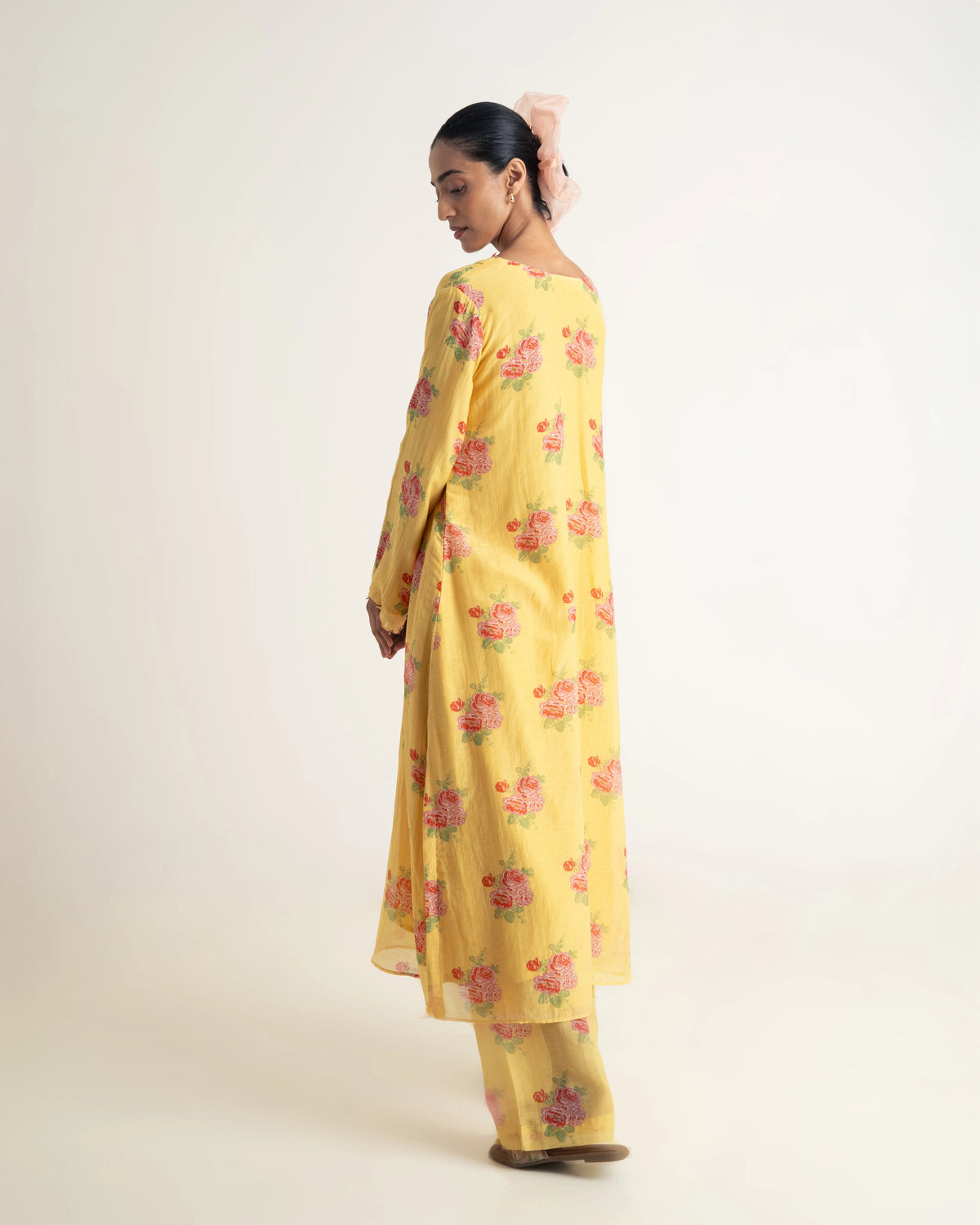 Yellow suit set